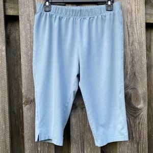 Roamans baby blue Soft knit Bermuda shorts Knee length capris elastic wa…